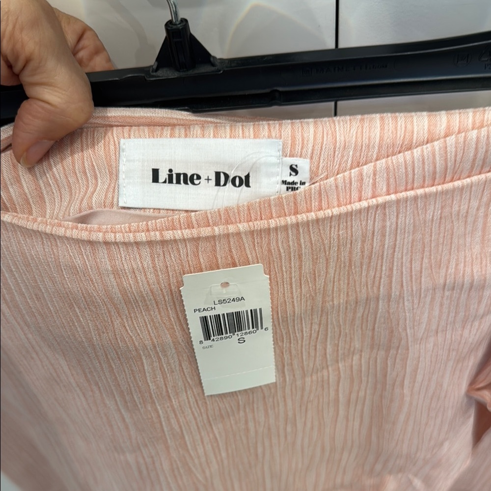 Line & Dot Revolve Pink Ribbed Ruffle Wrap Mini Skirt Size S NWT - Picture 2 of 6